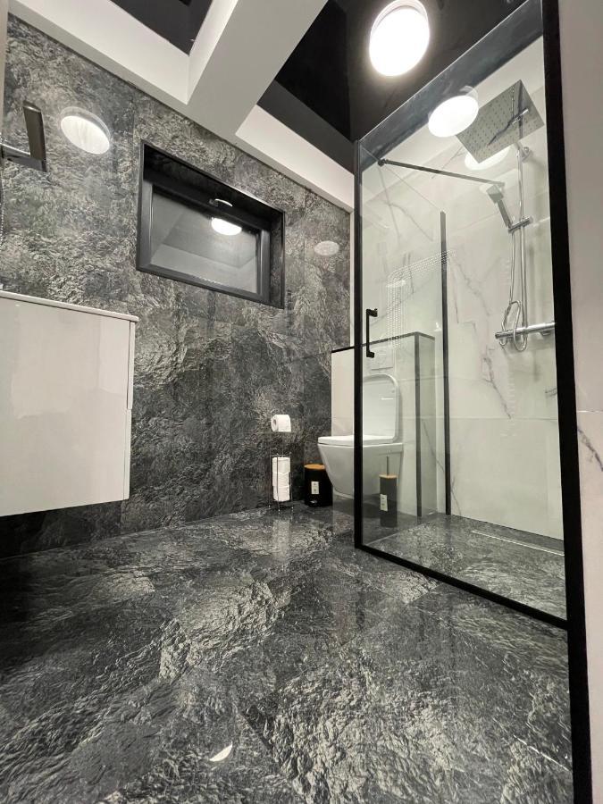 Appartement First Line Sea à Năvodari Extérieur photo